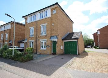 Semi-detached house For Sale in Bedford
