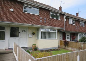 Terraced house For Sale in Wirral