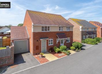 Semi-detached house For Sale in Bognor Regis