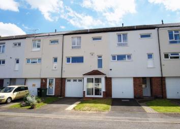 Terraced house For Sale in Redditch