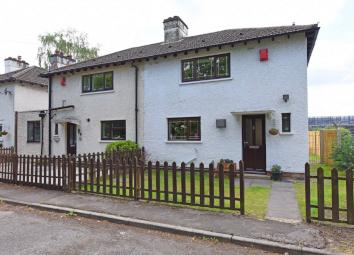 Semi-detached house For Sale in Farnborough