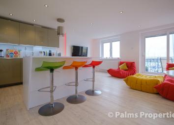 Flat For Sale in Brighton