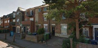 Terraced house To Rent in Oxford