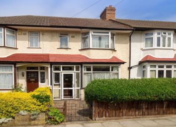 Terraced house For Sale in Mitcham