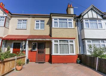 Terraced house For Sale in Mitcham