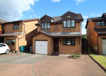 Detached house For Sale in Glasgow