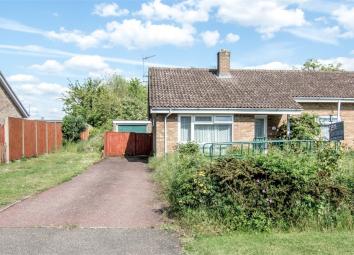 Semi-detached bungalow For Sale in St. Neots
