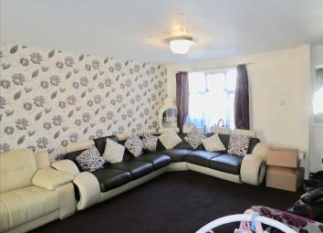 End terrace house For Sale in Hayes