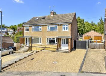 Semi-detached house For Sale in Market Harborough