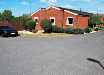 Detached bungalow For Sale in Coventry