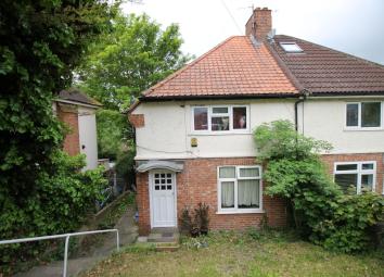 Semi-detached house For Sale in High Wycombe