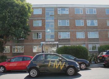 Flat To Rent in Hove