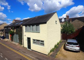 Detached house For Sale in Cambridge