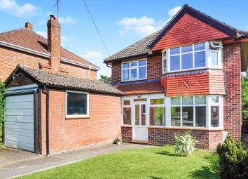 Detached house For Sale in Scarborough