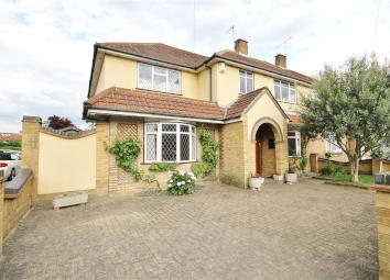 5 Bedroom Semi-detached house for sale