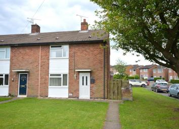 End terrace house For Sale in Chesterfield