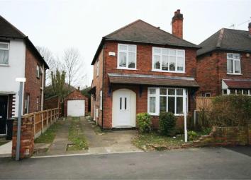 Detached house To Rent in Nottingham