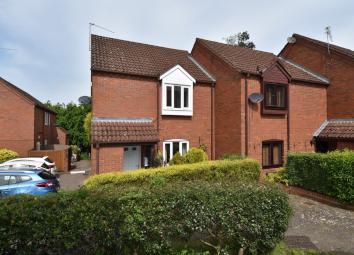 End terrace house For Sale in Redditch
