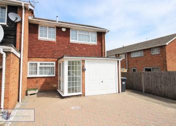 3 Bedroom End terrace house for sale