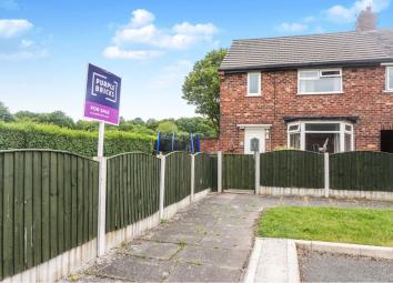 End terrace house For Sale in St. Helens