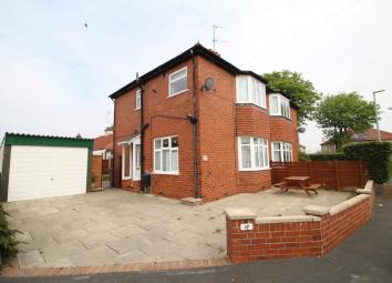 Semi-detached house For Sale in Bridlington