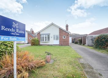 Bungalow For Sale in York