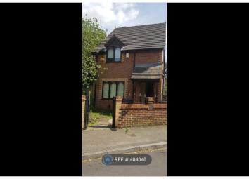 Detached house To Rent in Leeds