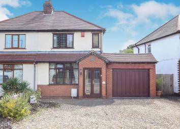 Semi-detached house For Sale in Willenhall