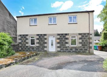 Detached house For Sale in Glenrothes