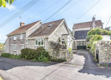 Semi-detached house For Sale in Somerton