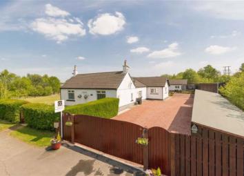 4 Bedroom Farmhouse for sale