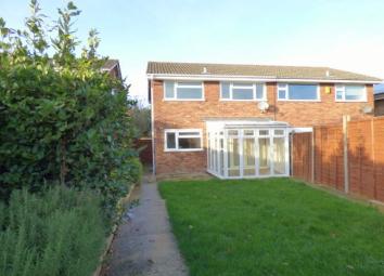 Semi-detached house To Rent in Gloucester