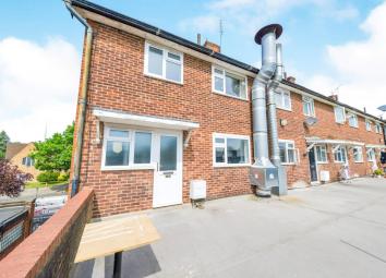 Flat To Rent in St.albans