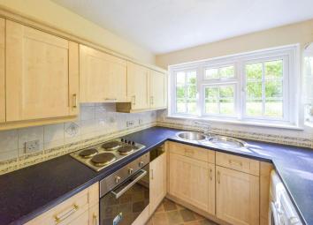 Flat To Rent in St.albans
