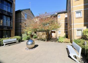 Flat To Rent in Cambridge