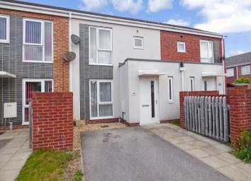 Terraced house For Sale in Southport