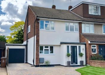 Semi-detached house For Sale in Bexley