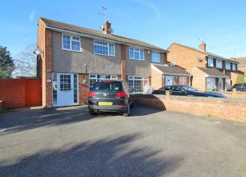 Semi-detached house For Sale in Waltham Cross