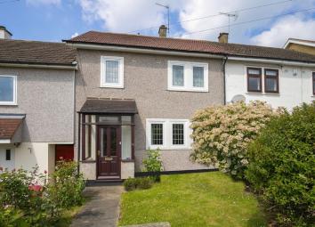 Terraced house For Sale in Loughton