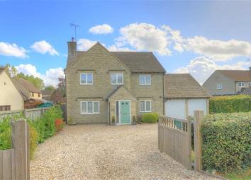 Detached house To Rent in Malmesbury
