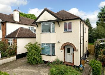 Detached house For Sale in Hemel Hempstead