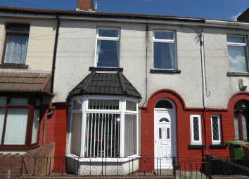 Terraced house For Sale in Caerphilly