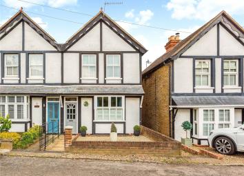 3 Bedroom End terrace house for sale