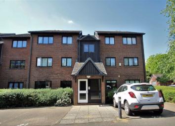 Flat For Sale in Hayes
