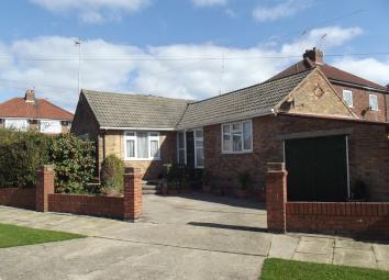 Detached bungalow For Sale in York