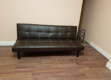 Studio To Rent in Ilford