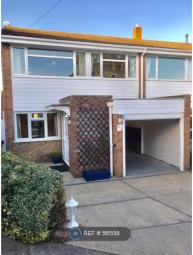 3 Bedroom End terrace house to rent
