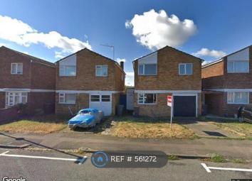 Detached house To Rent in Bedford