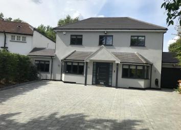 4 Bedroom Detached house to rent