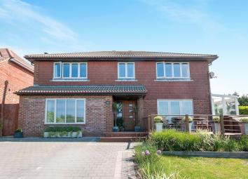 Detached house For Sale in Brighton